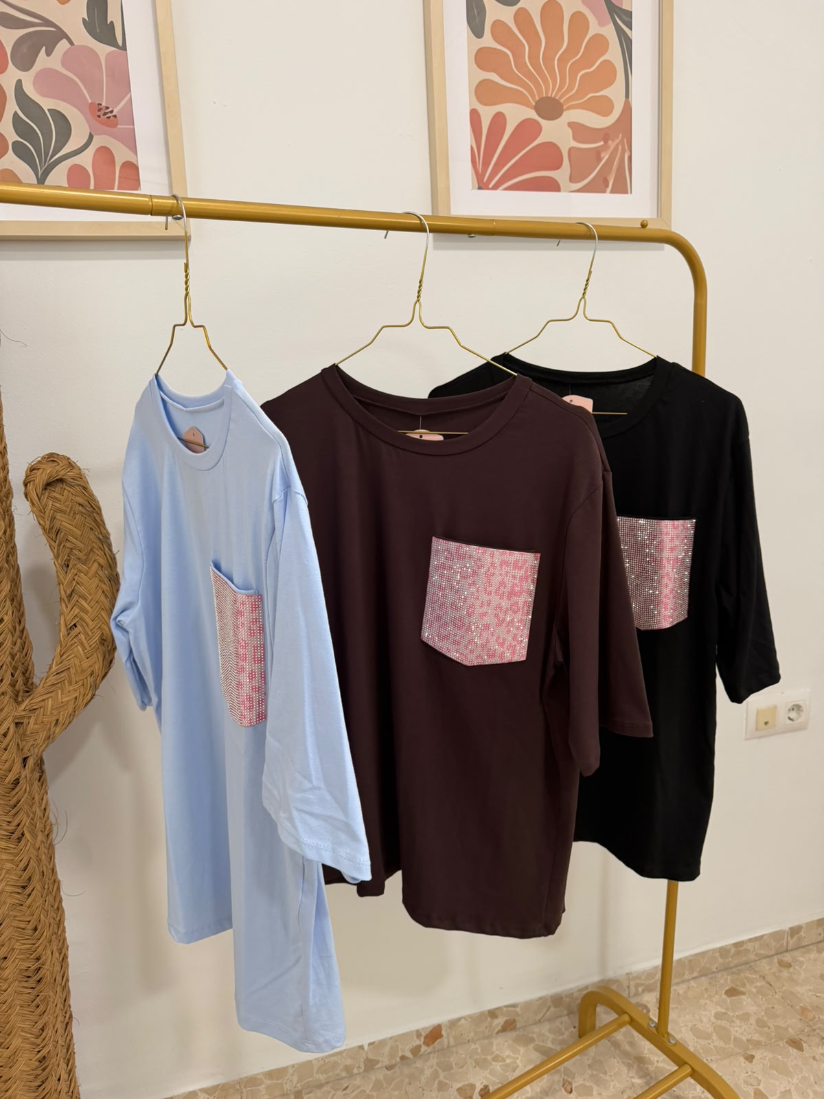 CAMISETA BOLSILLO LEOPARDO