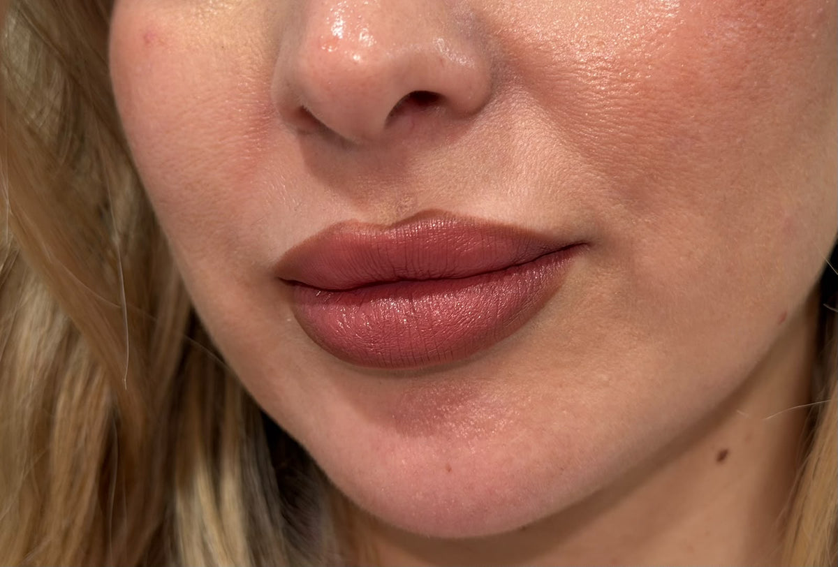 LIP COMBO N2 (Barra de labios y lápiz)