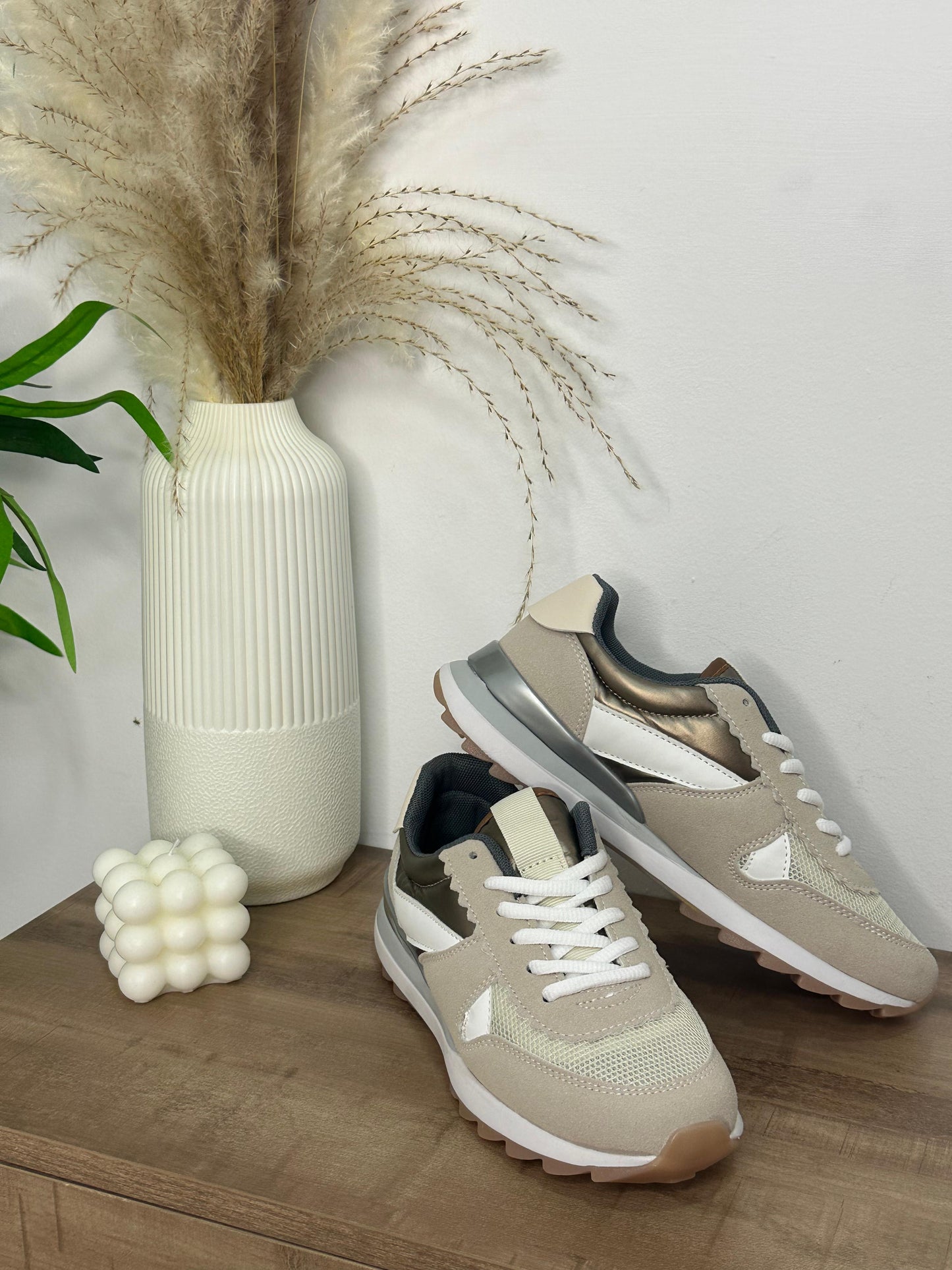 DEPORTIVAS BIMBA BEIGE