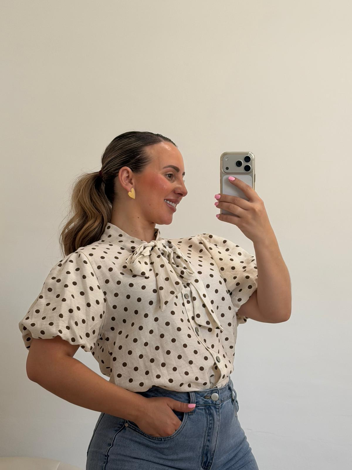 CAMISA LUNARES BEIGE