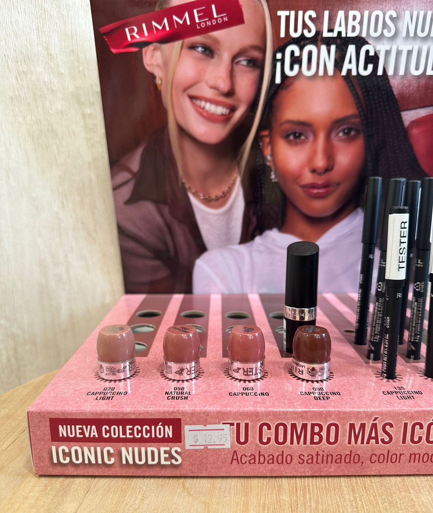 BARRA DE LABIOS RIMMEL LONDON