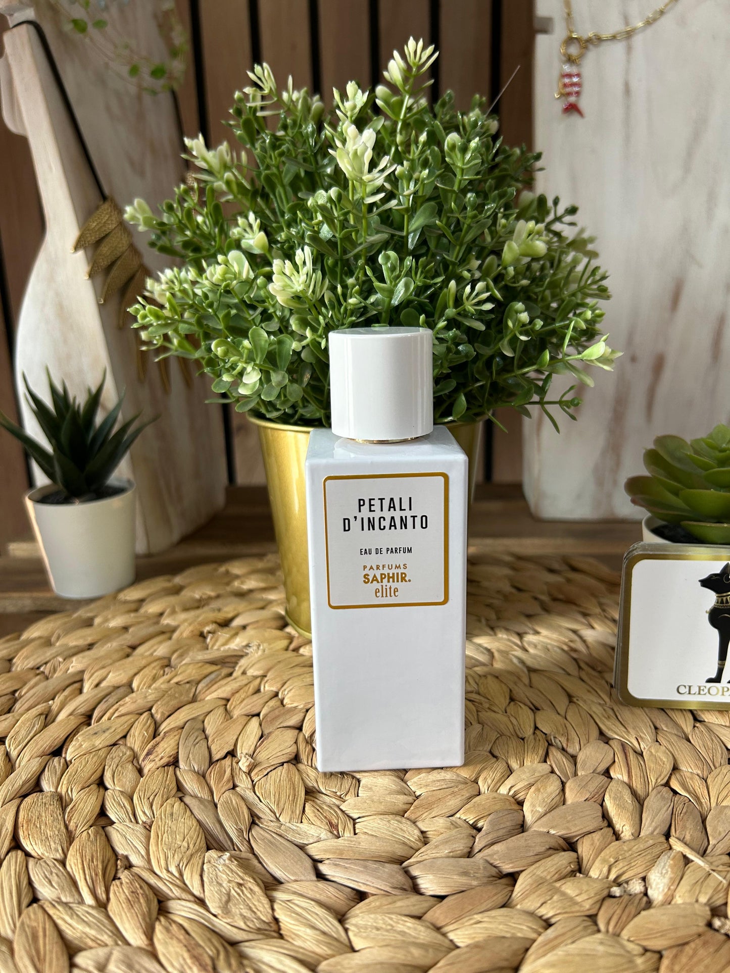 PERFUME SAPHIR PETALI D`INCANTO ( BIANCO LATTE DI TOSCANA)
