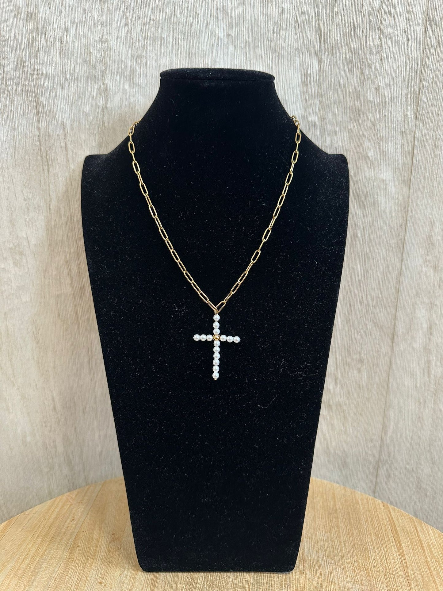 COLLAR CRUZ BLANCO