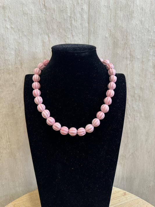COLLAR ABALORIOS ROSA