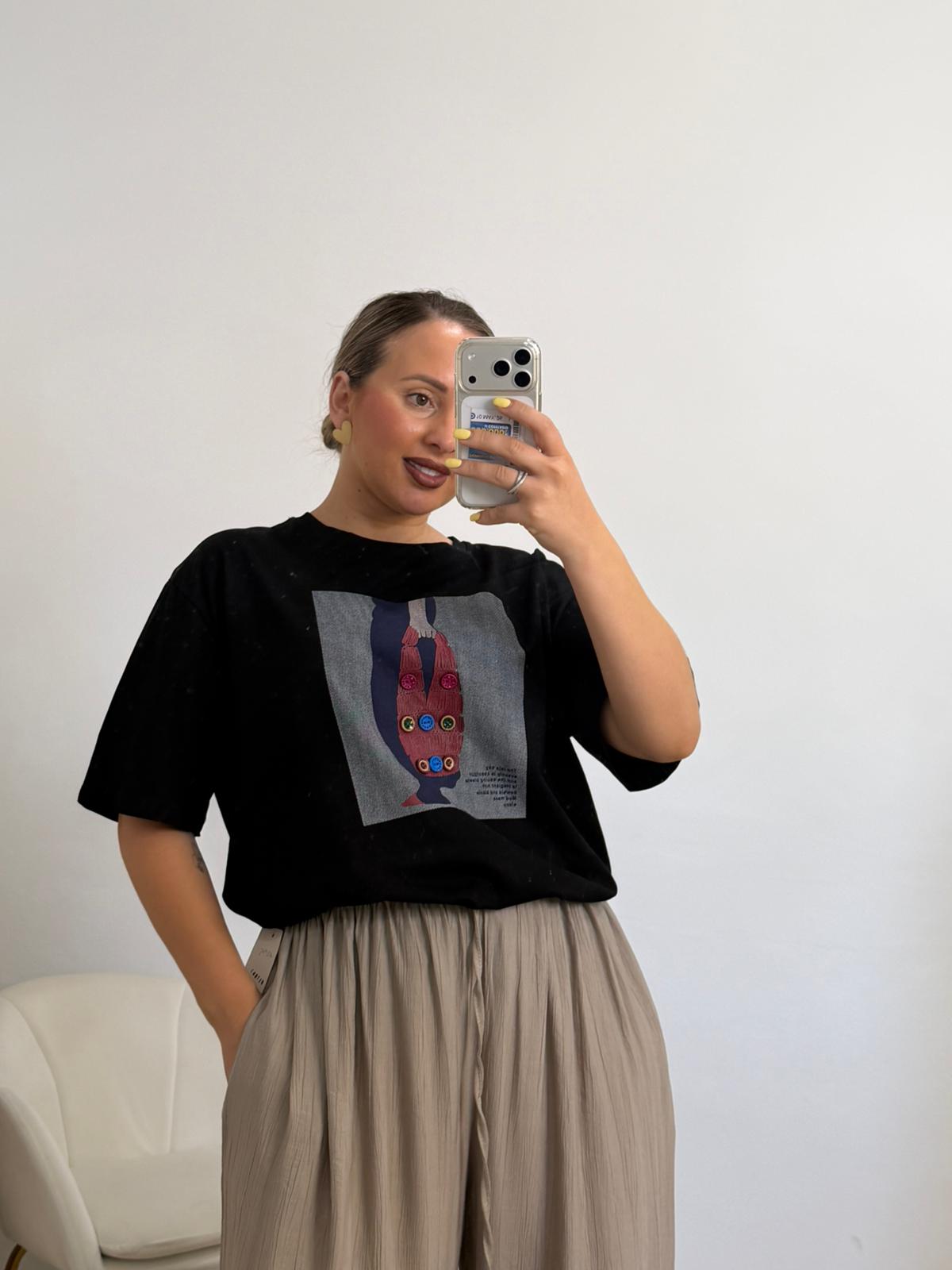 CAMISETA BOTONES NEGRO