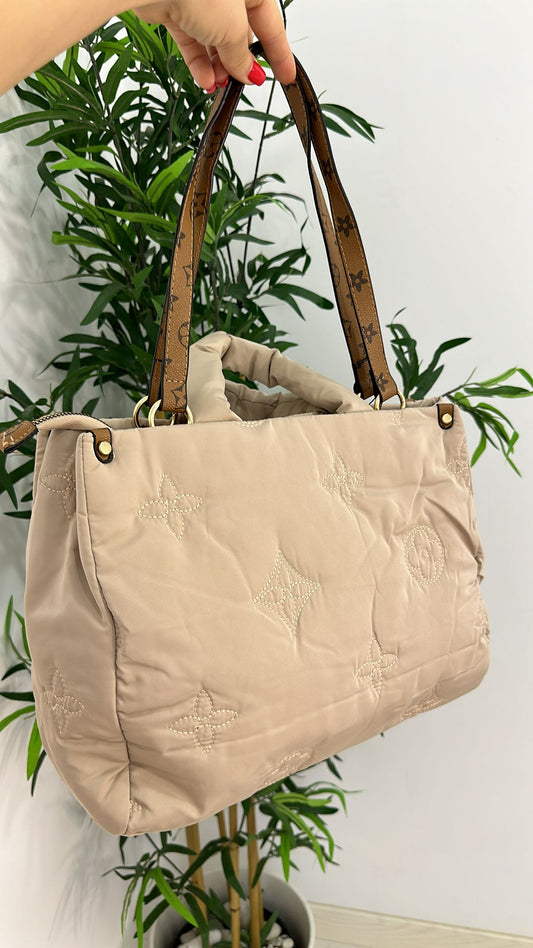 BOLSO TOTE LOLA BEIGE