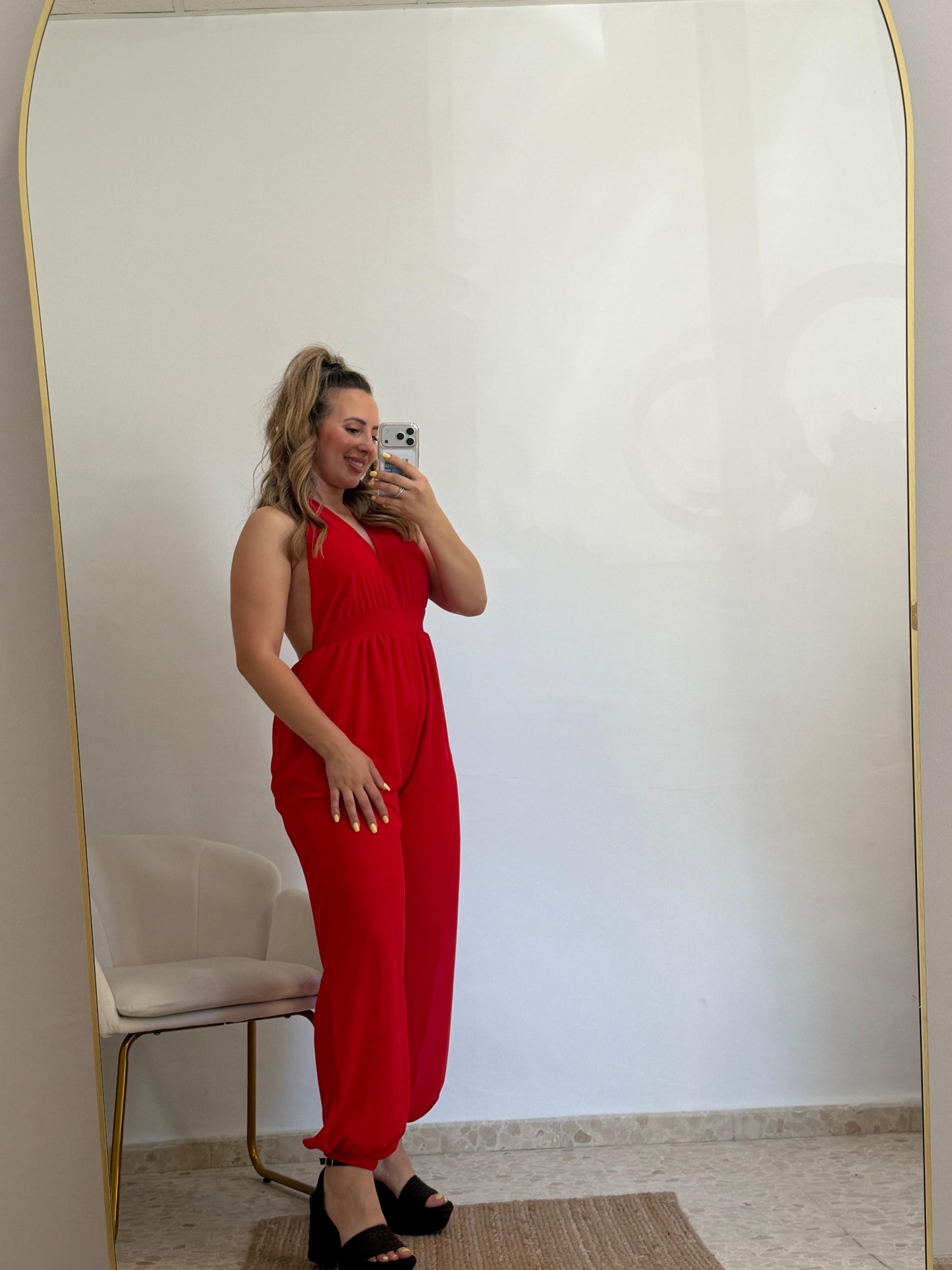 MONO GALA ROJO