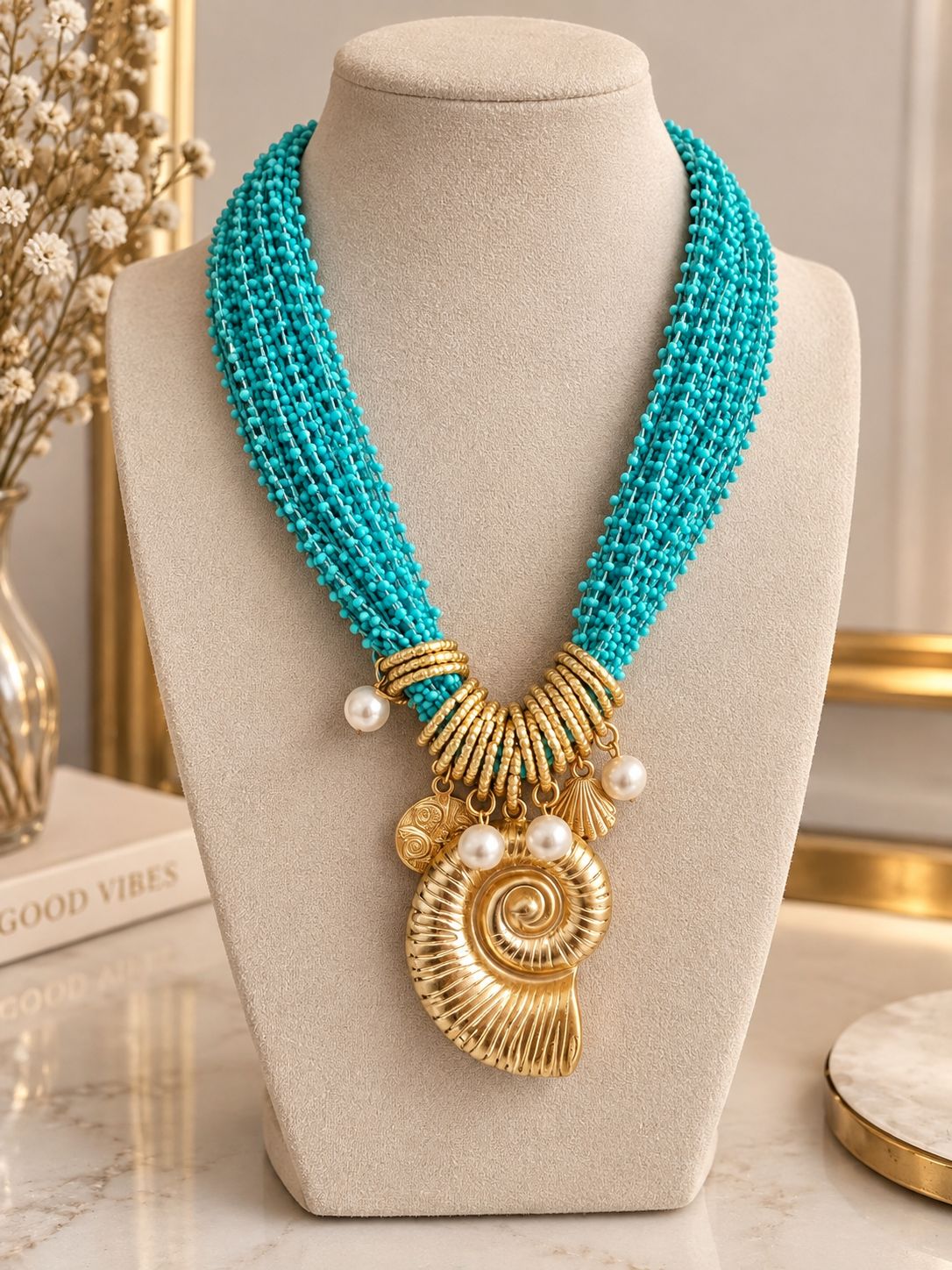 COLLAR CONCHA TURQUESA