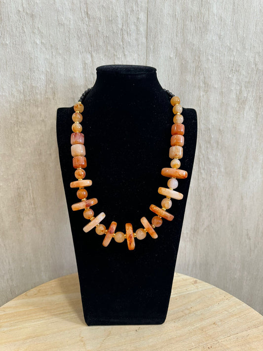 COLLAR ABALORIOS NARANJA