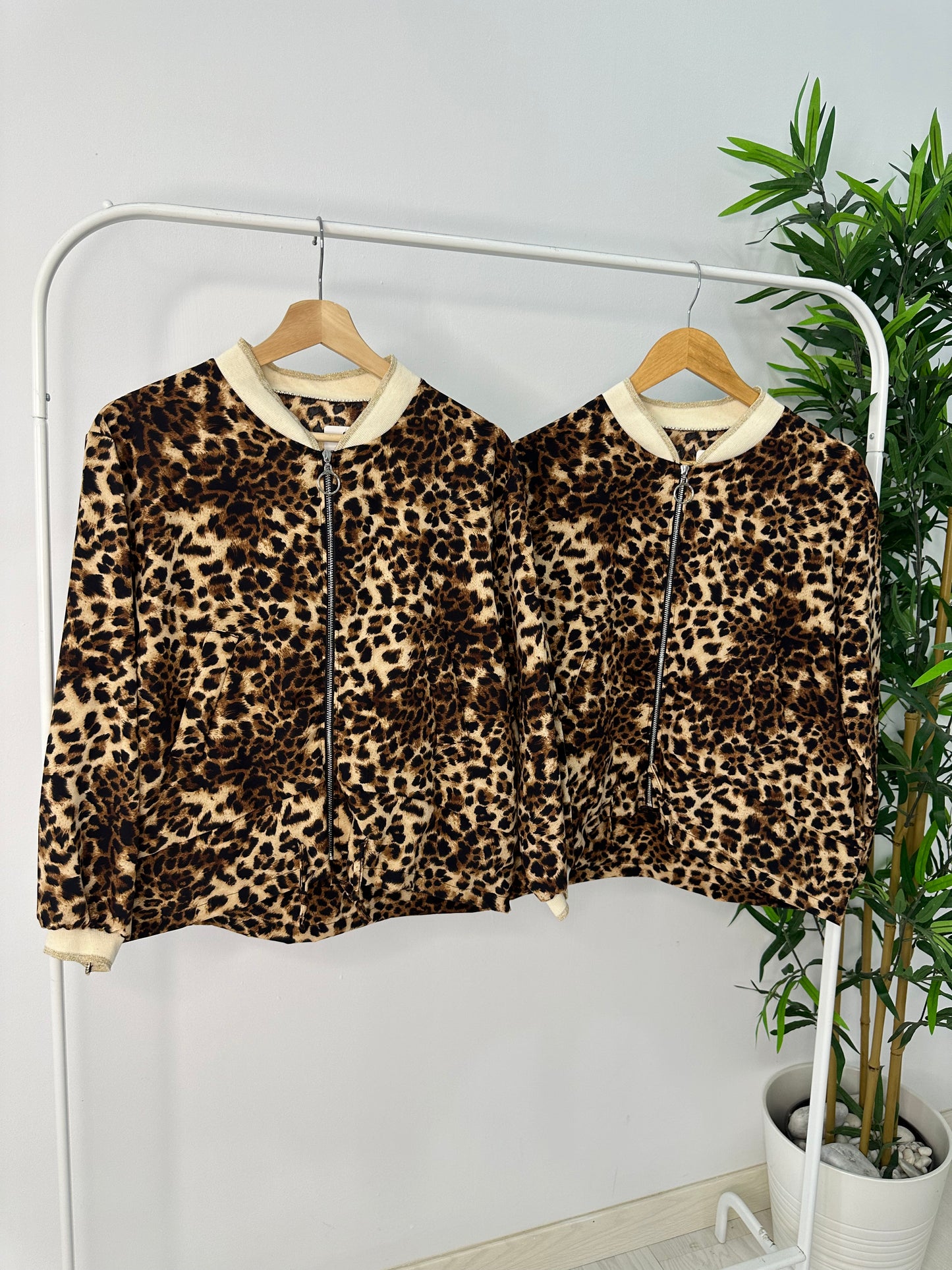 BOMBER ANIMAL PRINT