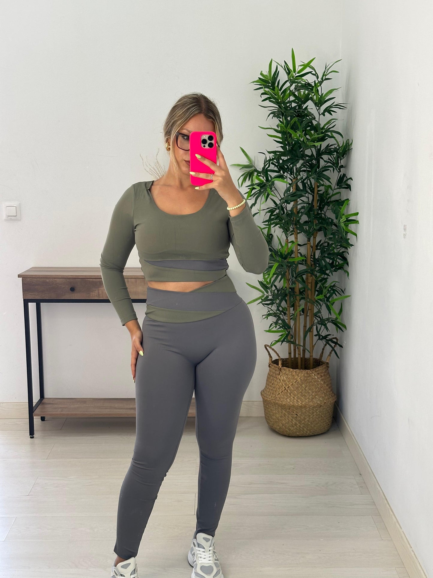 CONJUNTO DEPORTIVO LILIA VERDE