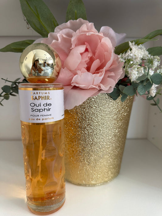 Perfume Oui de saphir ( si cacharel )
