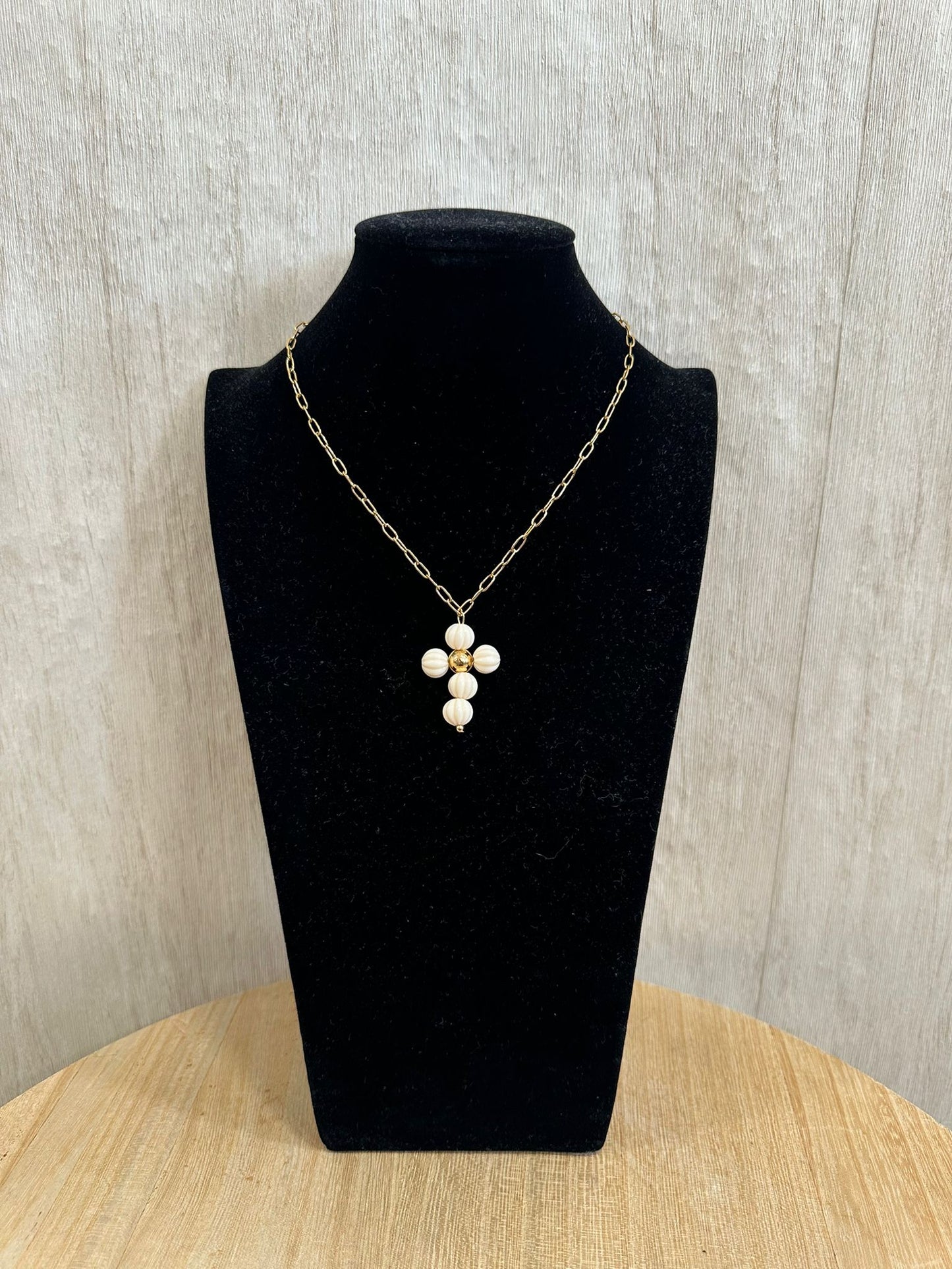 COLLAR CRUZ BEIGE