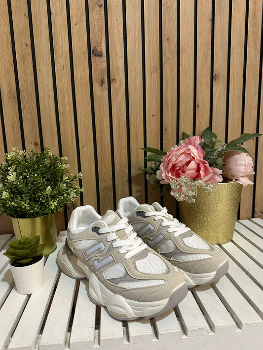 DEPORTIVAS NB BEIGE
